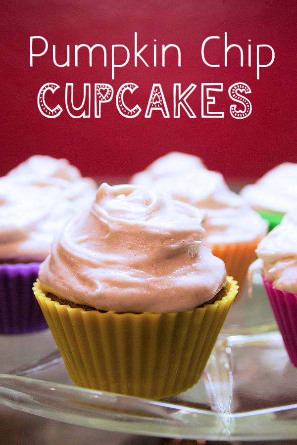 Pumpkin Chip Cupcakes with Cinnamon Cream Cheese Frosting