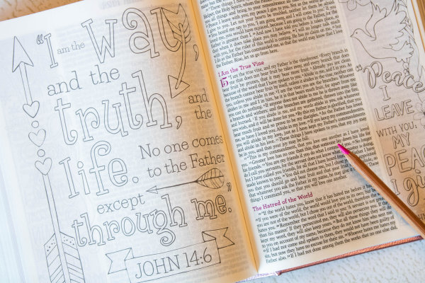 Bible Journaling with Veritas Coloring Pencils - Review and Photos