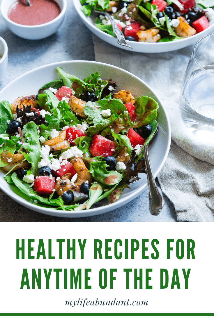 Looking for some easy healthy recipes to make for dinner? Enjoy this list of recipes for any time of the day the whole family will love.