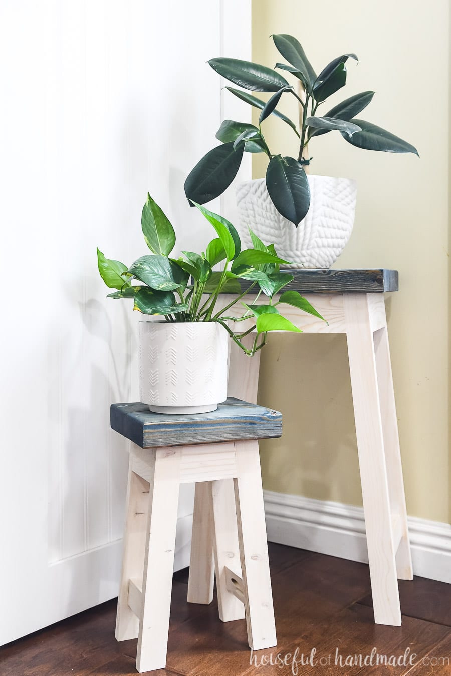 Enjoy thrifty DIY plant stands that will display your favorite plants and look great in your home.