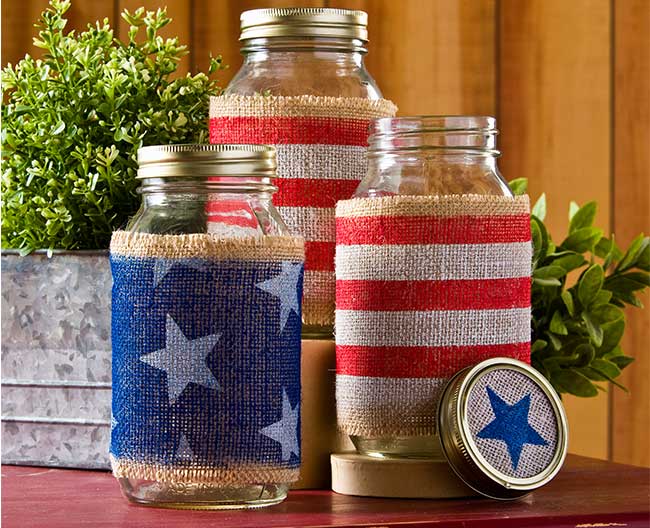 RED, WHITE & BLEU MINI MASON JAR SALADS Mad in Crafts