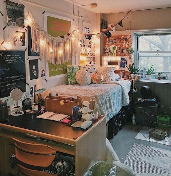 25 dorm room essentials for style and organization