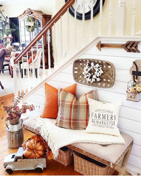 Embrace the Season: A Comprehensive Guide to Fall Farmhouse Decor