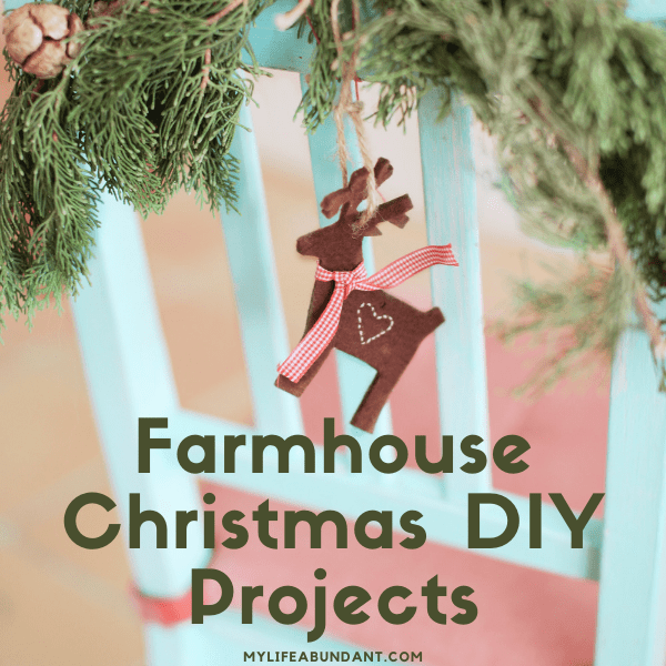 Looking for cute, fun, and rustic DIY farmhouse Christmas projects for your home? These will definitely get you in the mood for Christmas and bring some Christmas cheer to your home!