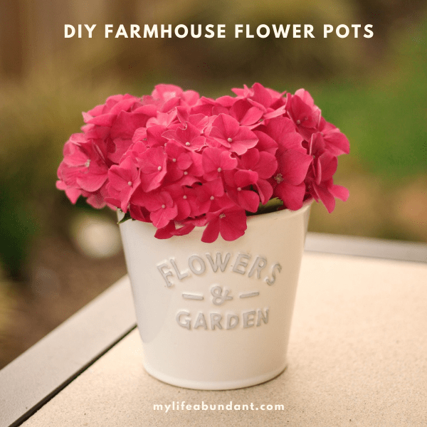 Farmhouse friendly and DIY fun pots to make for your home that are so easy to make and so gorgeous to look at.